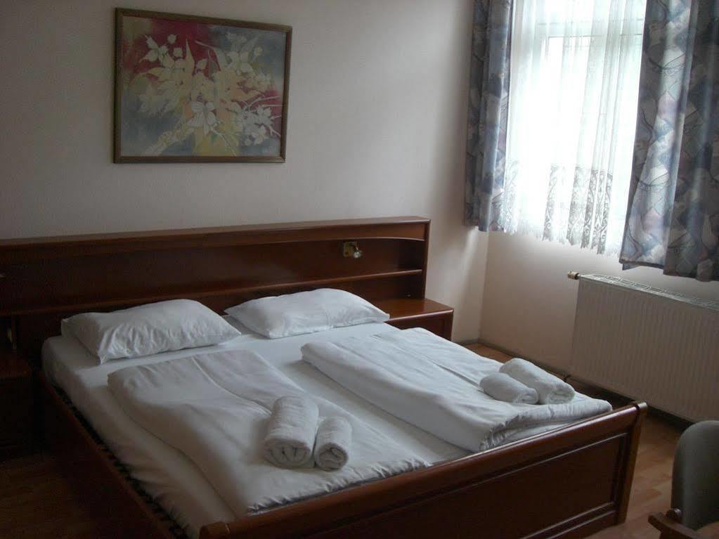 Hotel Peck Wien Ngoại thất bức ảnh